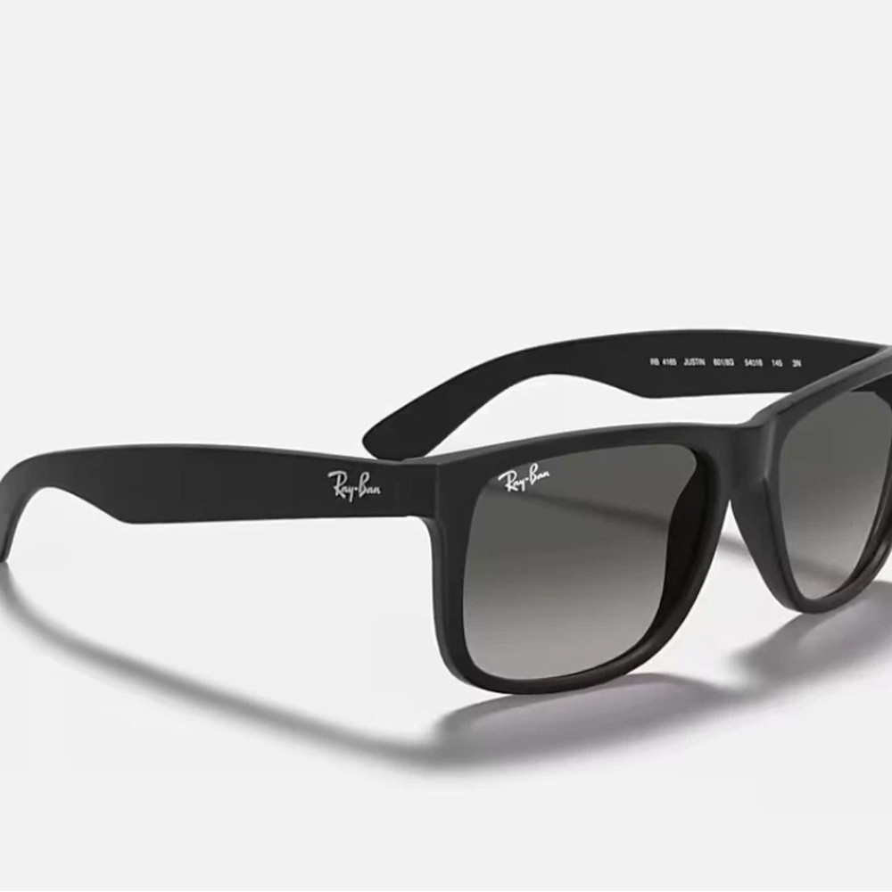 Ray-Ban Justin Classic Black/Dark Grey Gradient 51 mm Sunglasses RB4165 601/8G - Picture 5 of 6